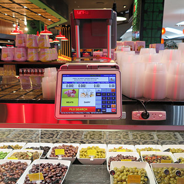 零售秤在水果杂货店